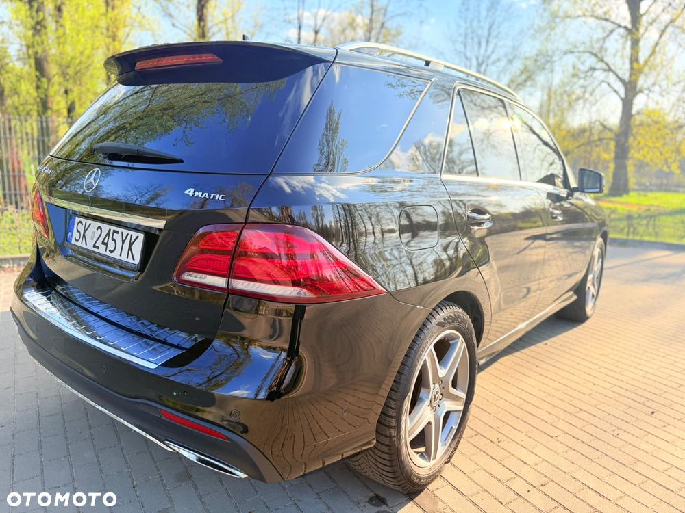 Mercedes-Benz GLE 350 d 4-Matic - 4