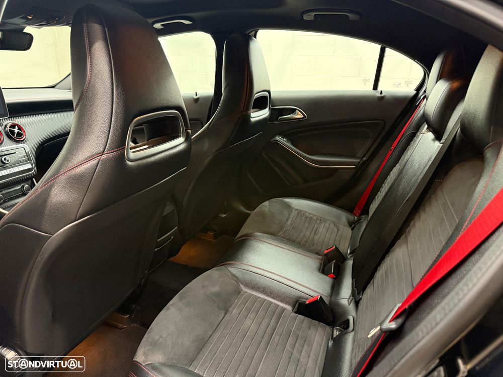 Mercedes-Benz A 45 AMG 4Matic Speedshift 7G-DCT - 10