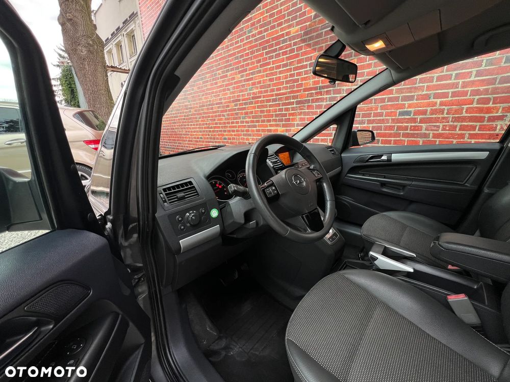 Opel Zafira - 7