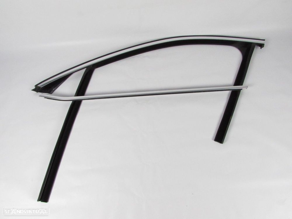 Conjunto Frisos Porta Esquerdo/Frente SEMI-NOVO/ ORIGINAL BMW X1 (F48) - 1