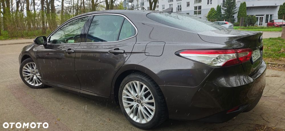 Toyota Camry 2.5 Hybrid Executive CVT - 10