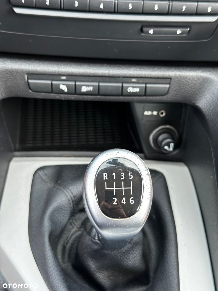 BMW X1 sDrive18d - 26