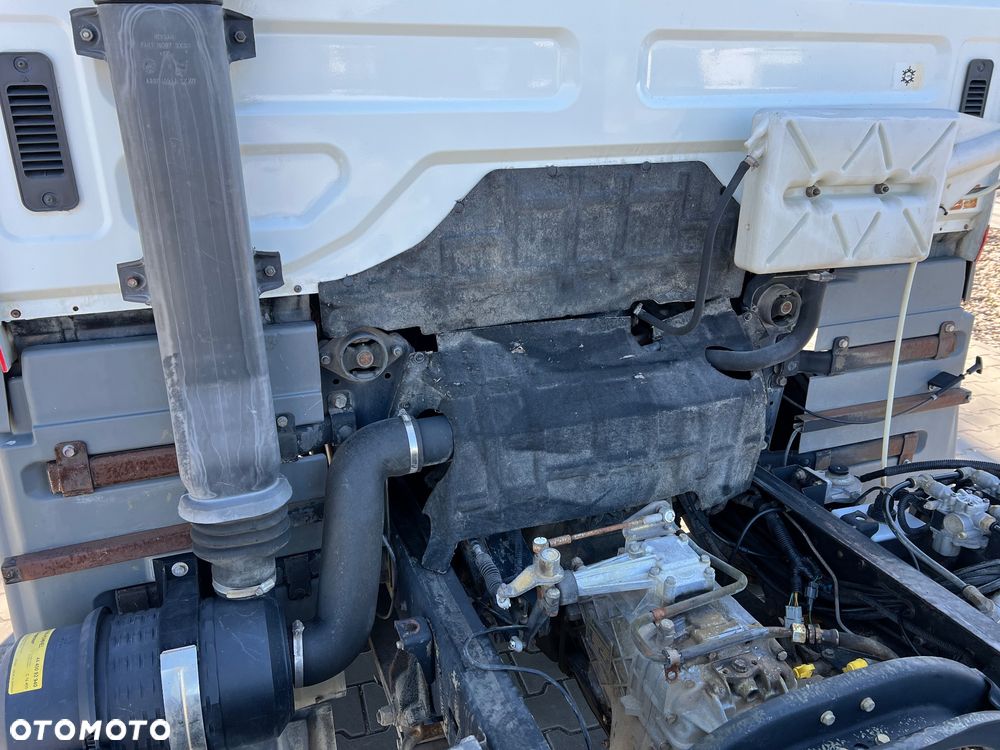 Nissan Atleon 80.140 - 26