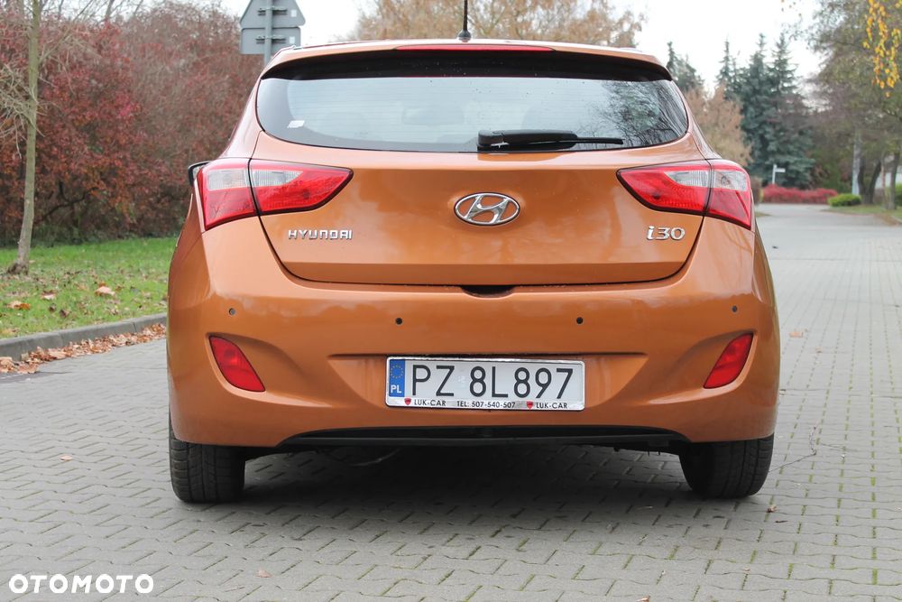 Hyundai i30 1.6 CRDi Premium - 6