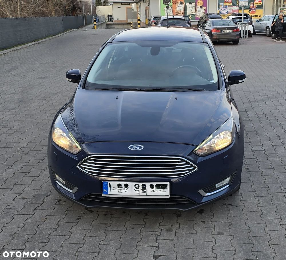 Ford Focus 1.0 EcoBoost Start-Stopp-System TITANIUM DESIGN - 9