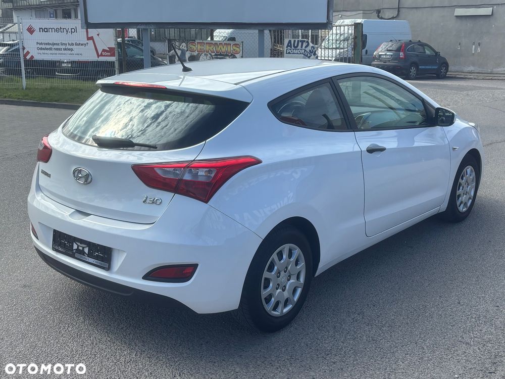 Hyundai i30 1.4 Classic + - 10