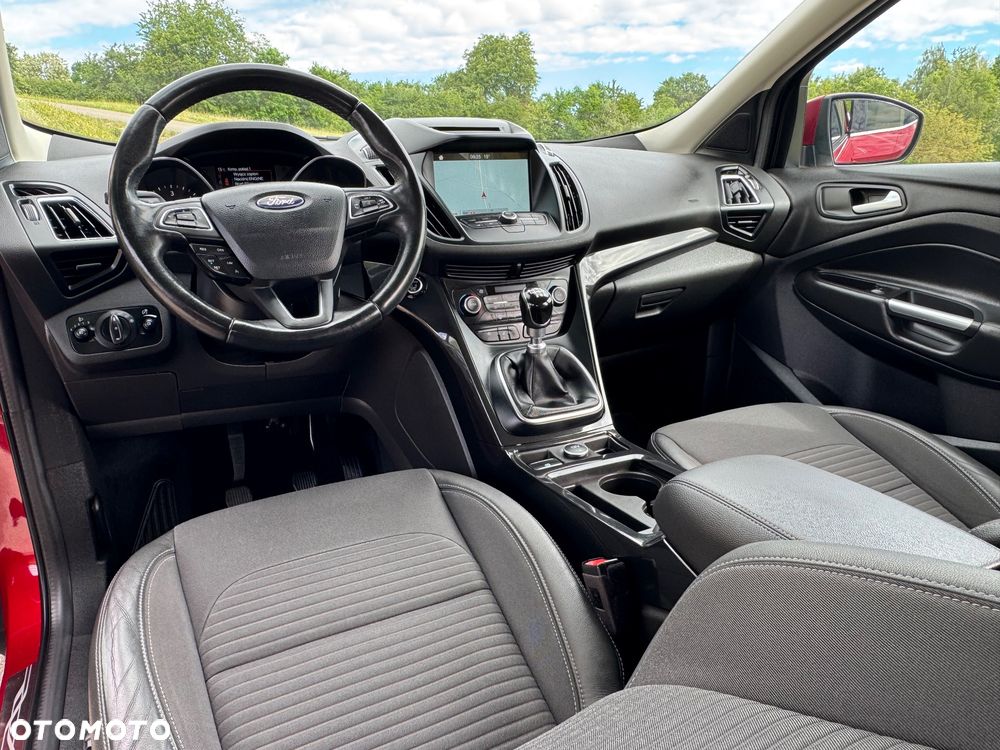 Ford Kuga 2.0 TDCi 2x4 Titanium - 9