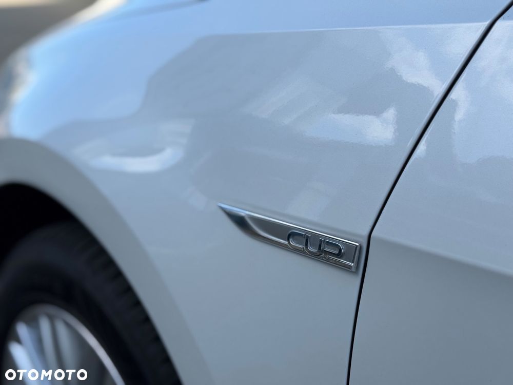 Volkswagen Golf 1.2 TSI BlueMotion Technology Cup - 9