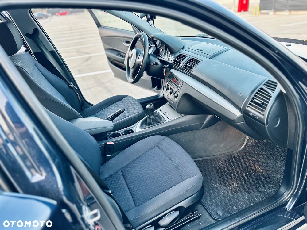 BMW Seria 1 116i Edition Sport - 11