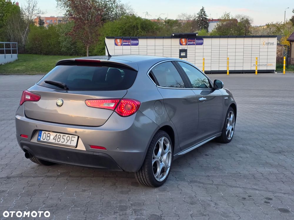 Alfa Romeo Giulietta - 5