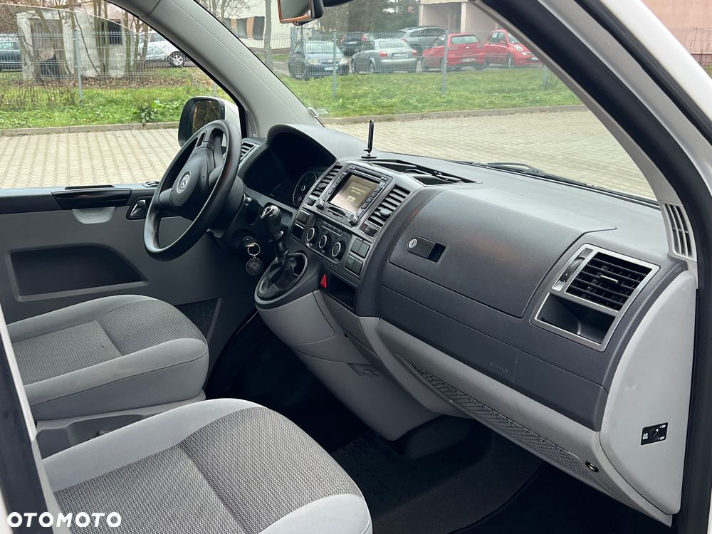 Volkswagen Caravelle L1 Comfortline - 21