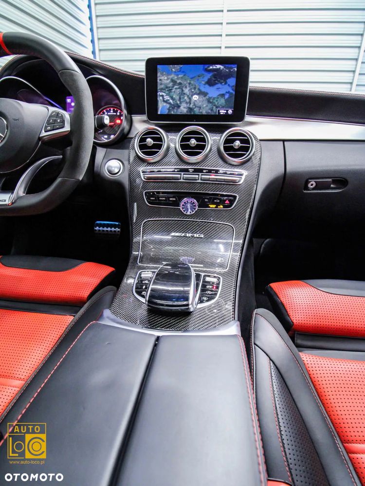 Mercedes-Benz Klasa C AMG 63 S AMG Speedshift 7G-MCT - 19
