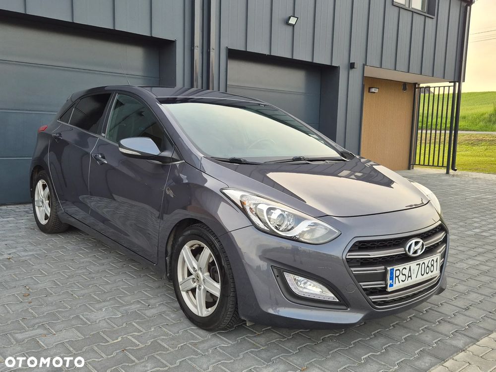 Hyundai i30 1.6 GDI Premium - 29