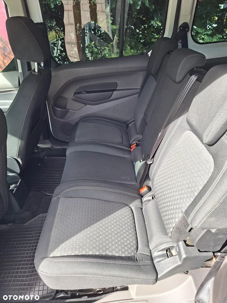 Ford Transit Connect - 3