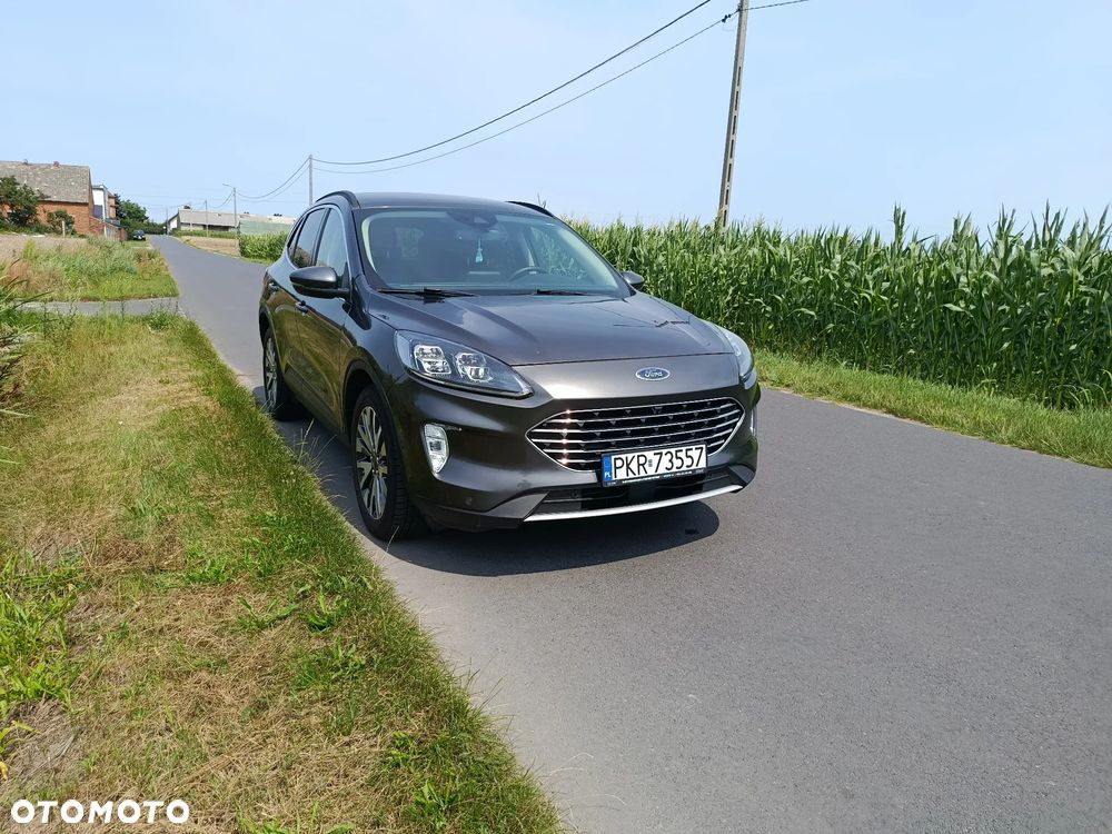 Ford Kuga - 1