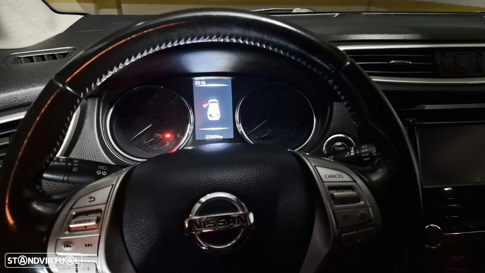 Nissan Qashqai 1.6 dCi Tekna Premium - 23