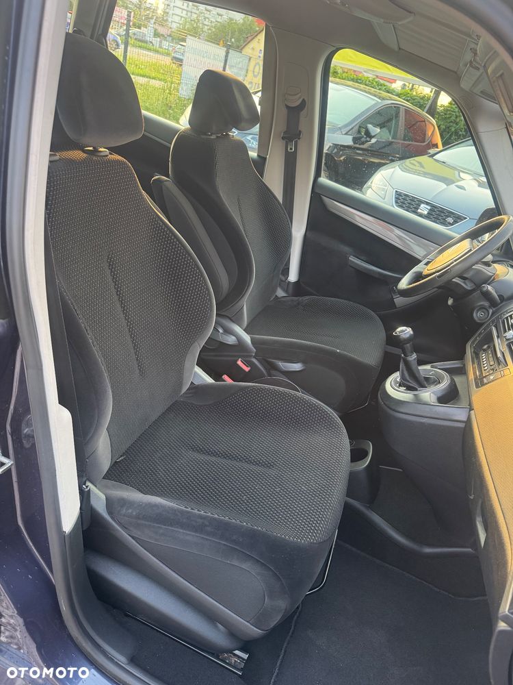 Citroën C4 Picasso 1.8 16V Confort - 11