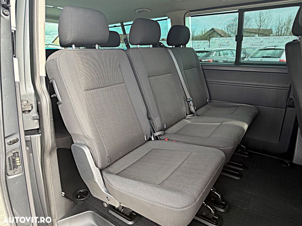 Volkswagen Caravelle - 24