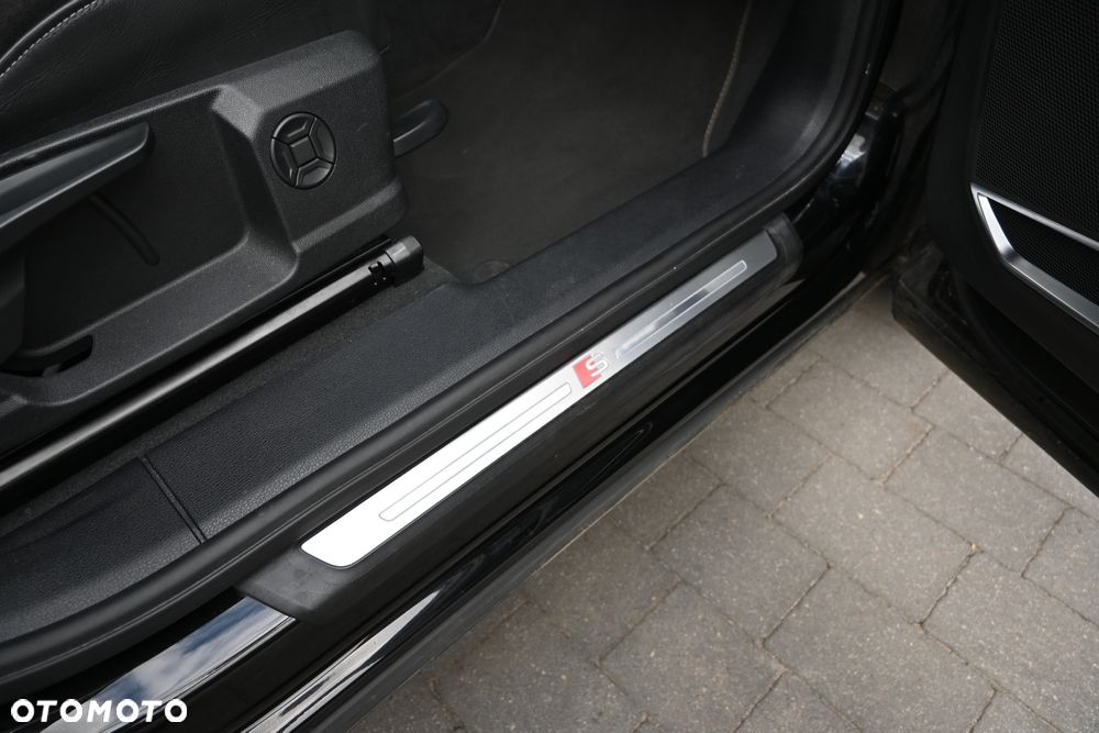 Audi Q3 Sportback 35 TDI S tronic S line - 37