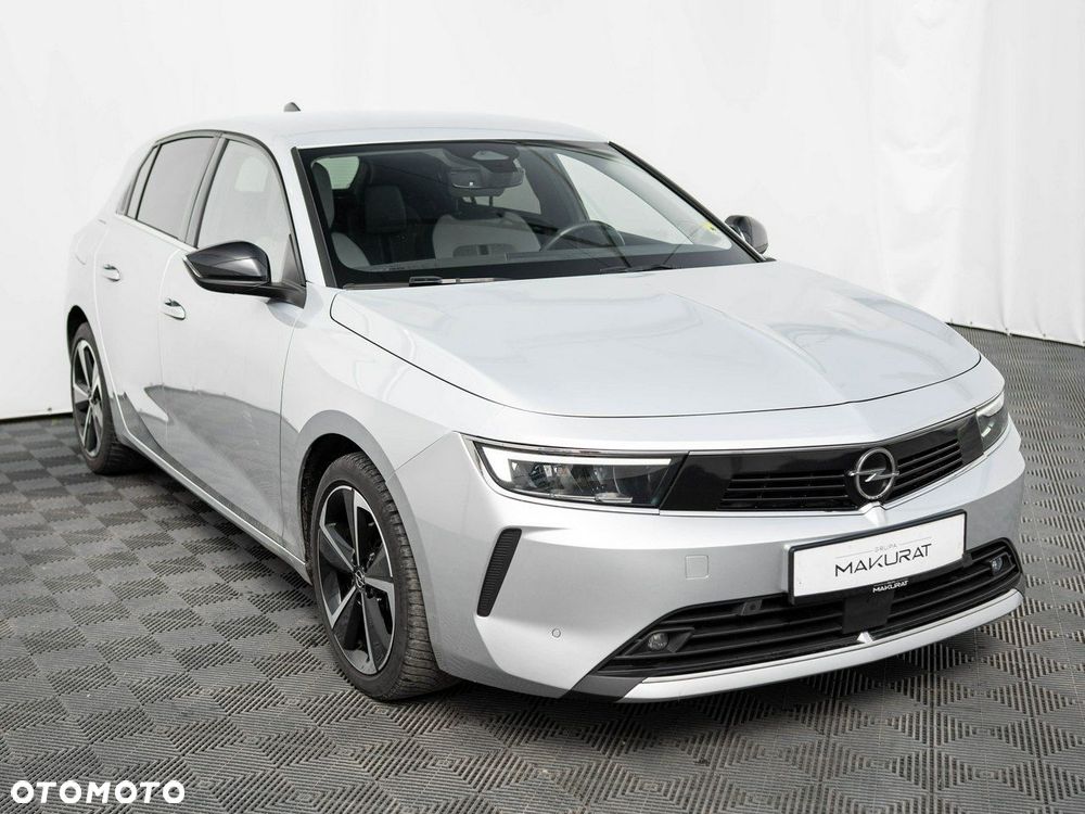 Opel Astra 1.2 T Elegance S&S - 4