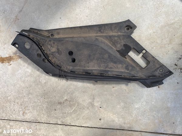 Ornament trager dreapta Volvo XC90 2015-2022 31442734 - 1