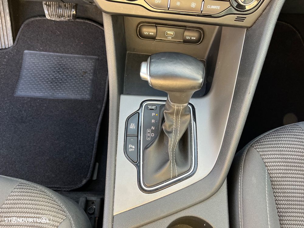 Kia Niro 1.6 GDi HEV Urban - 33