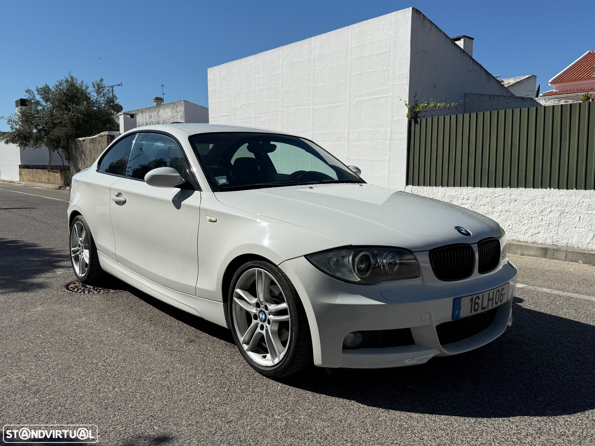 BMW 120 d Coupe Limited Edition Lifestyle c/ M Sport Pack - 3