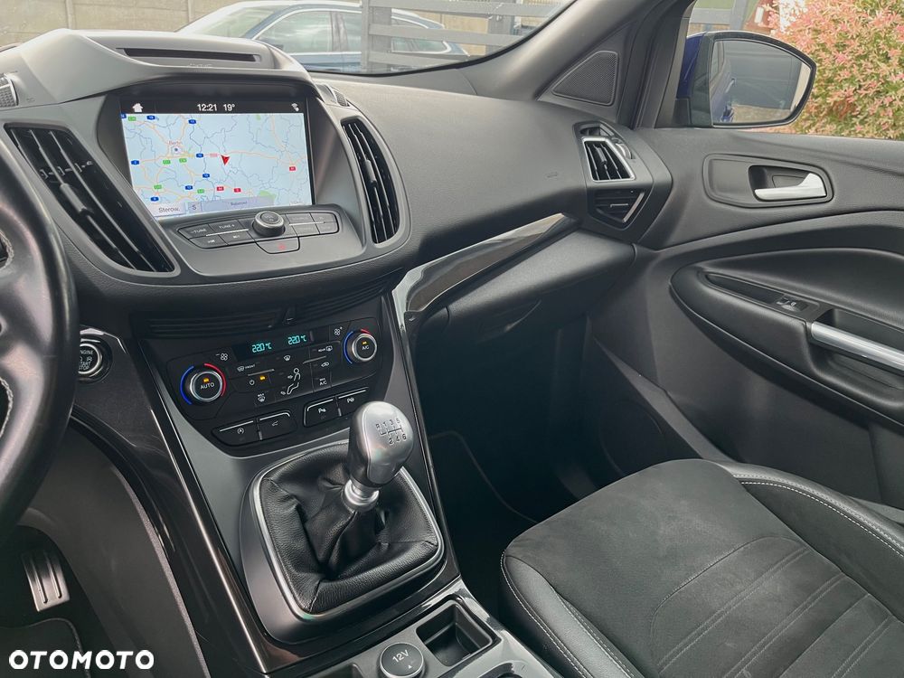 Ford Kuga 2.0 TDCi 2x4 ST-Line - 10