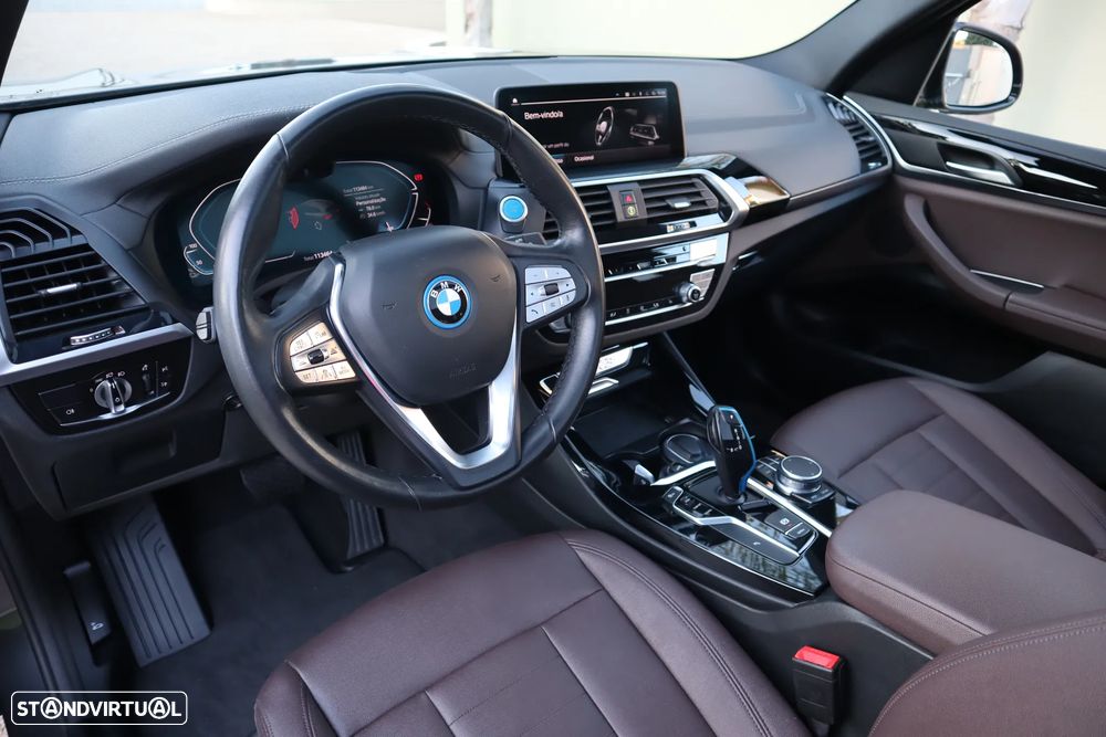 BMW iX3 Inspiring - 19