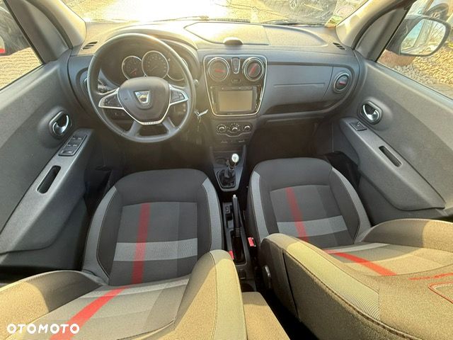 Dacia Lodgy 1.3 TCe Stepway S&S - 12