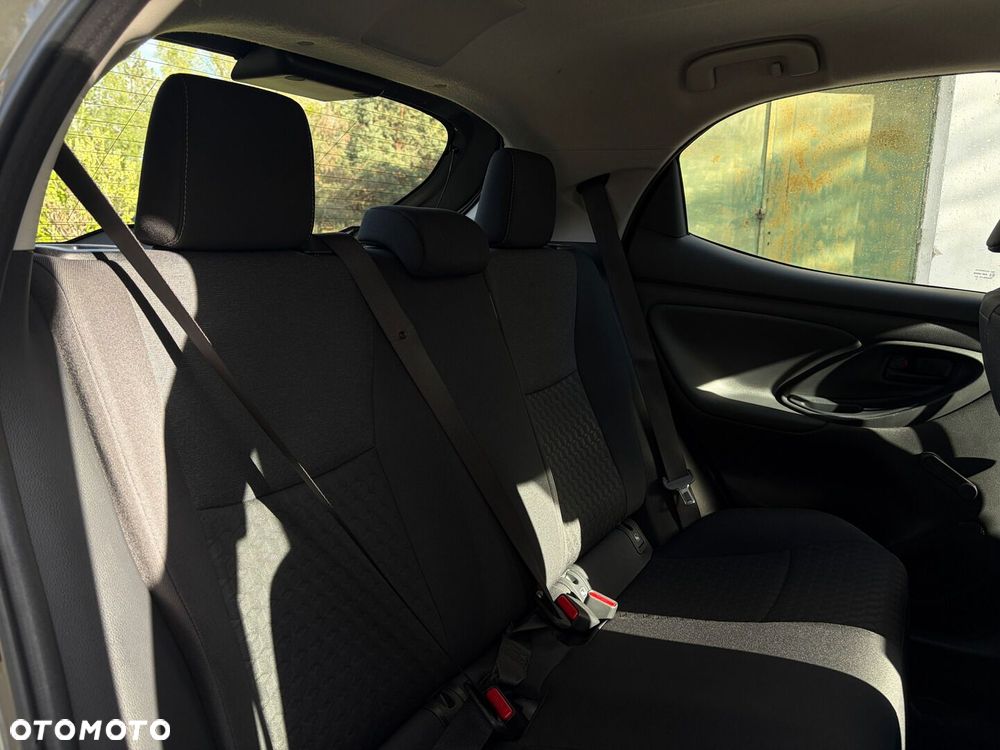 Toyota Yaris - 19