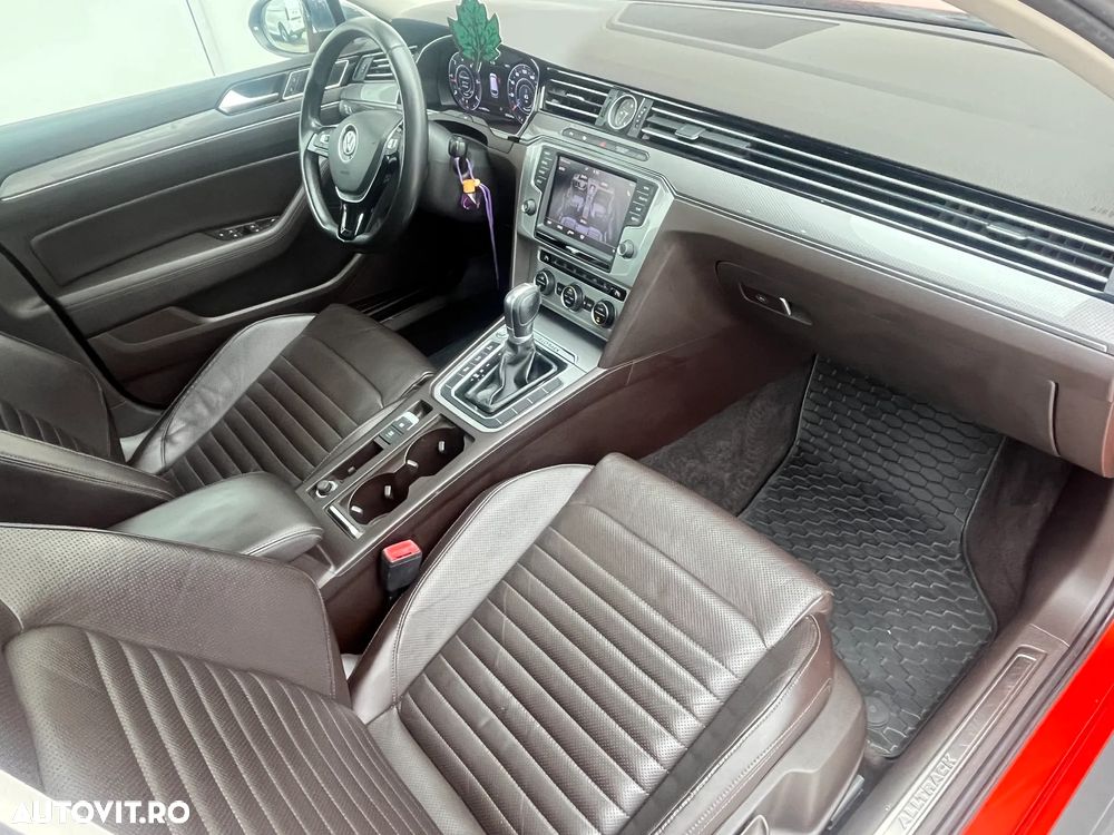 Volkswagen Passat Alltrack 2.0 TDI DSG 4Motion - 27