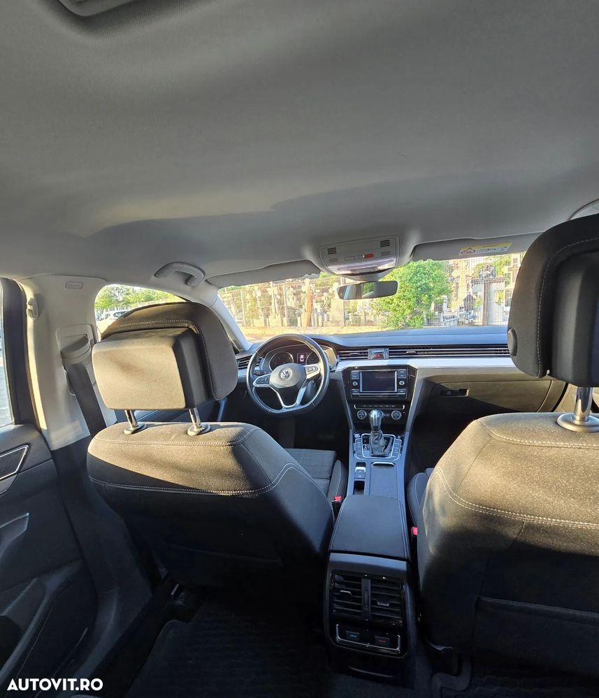 Volkswagen Passat 2.0 TDI DSG Comfortline - 15