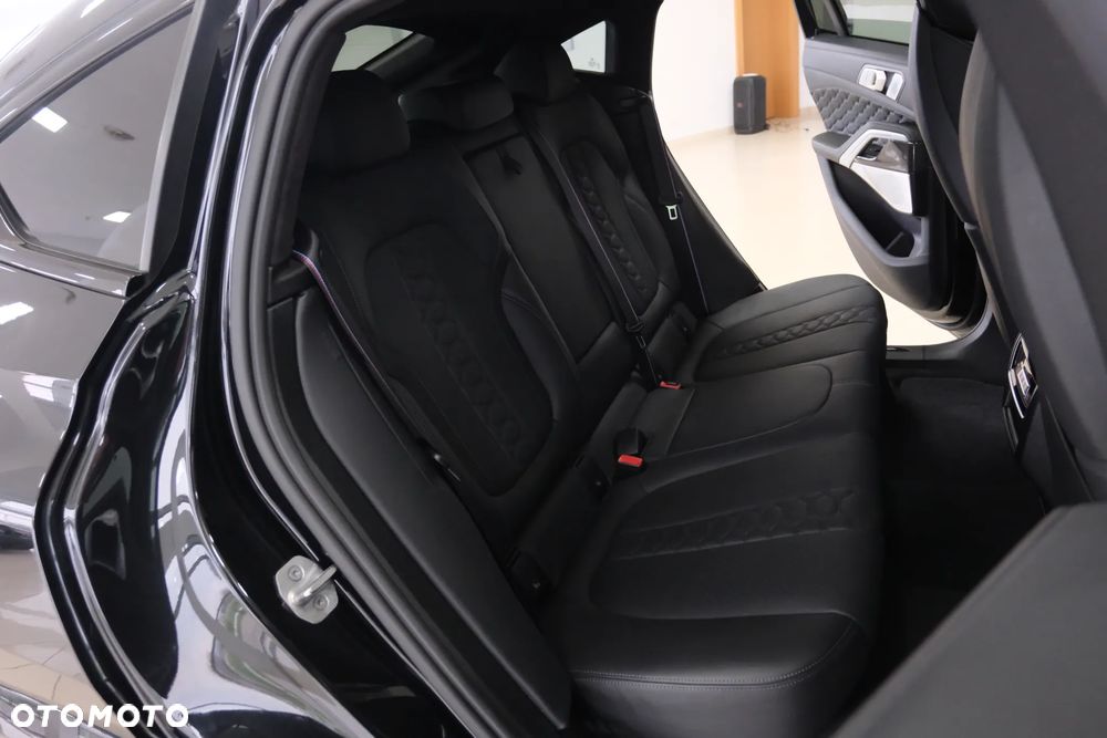 BMW X6M - 33