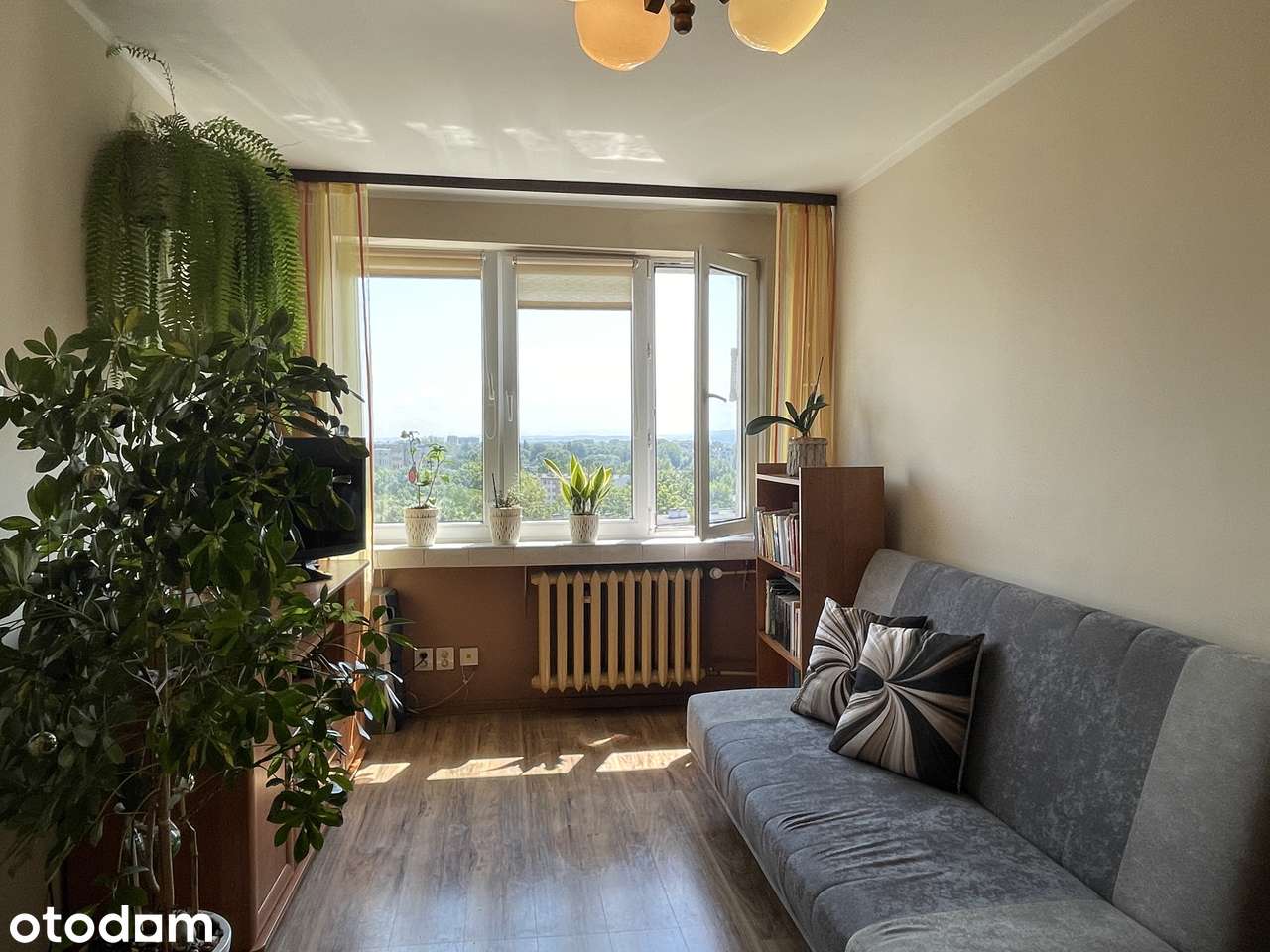 Mieszkanie 37 m² Bieńczyce | 9 piętro | winda | potencjał 2 pokoi