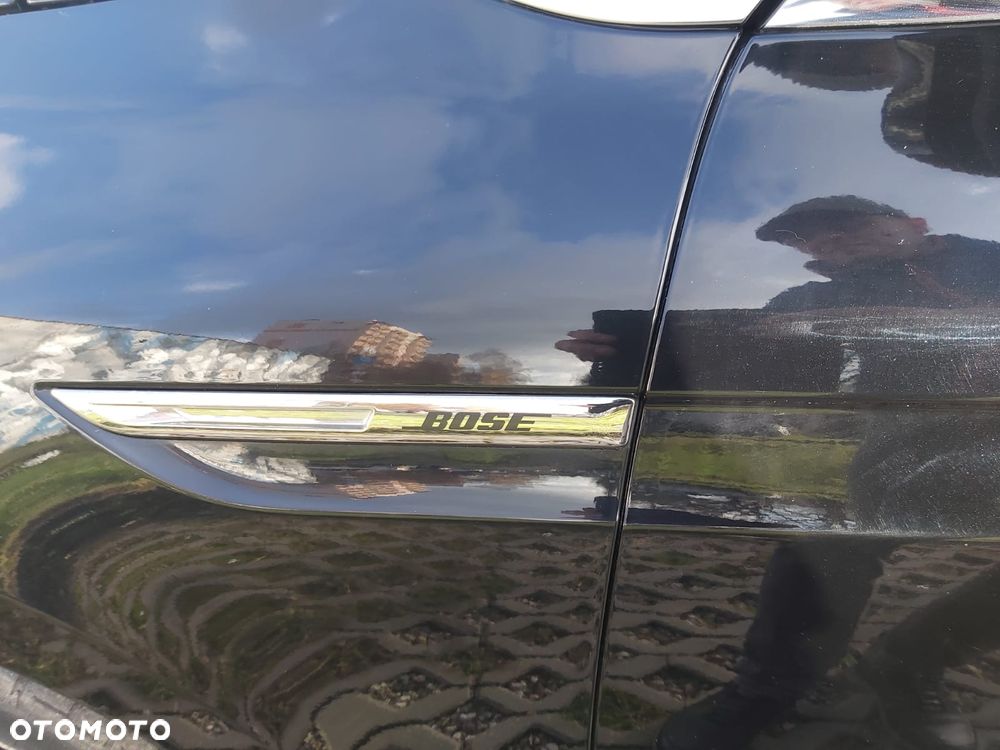 Renault Megane ENERGY TCe 130 BOSE EDITION - 23