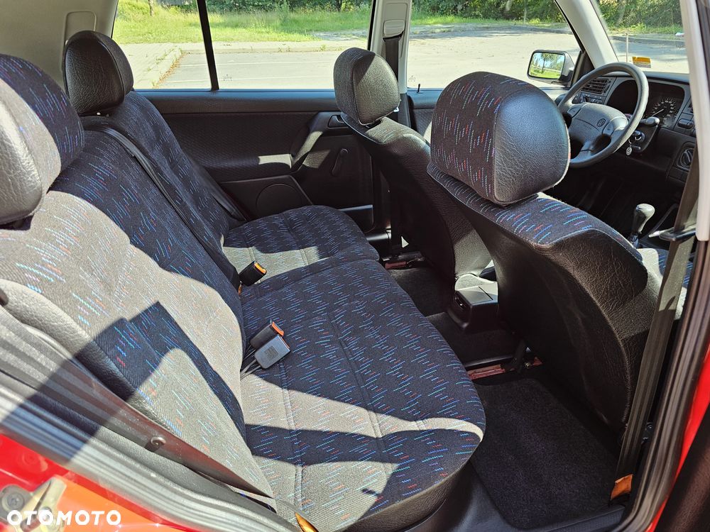 Volkswagen Golf - 20