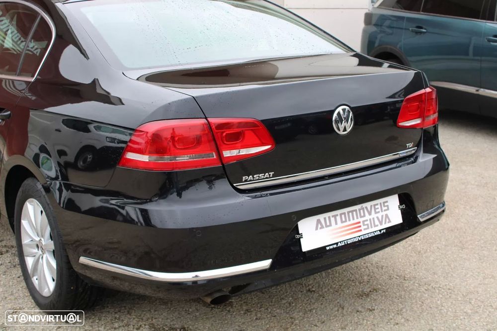 VW Passat 1.6 TDI Confortline - 11