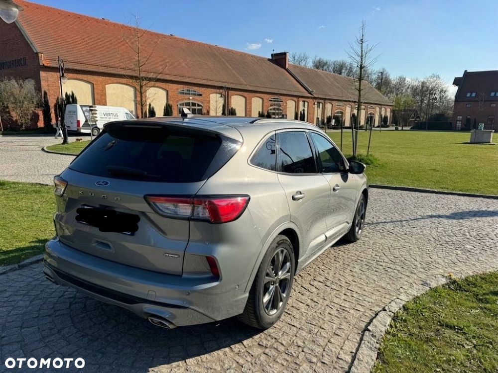 Ford Kuga 2.5 Duratec FHEV ST-LINE - 9