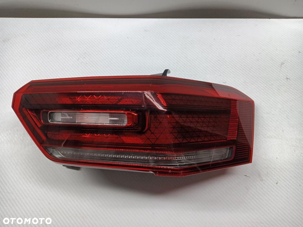 LAMPA TYŁ TYLNA PRAWA VW ID3 10A945208E - 5