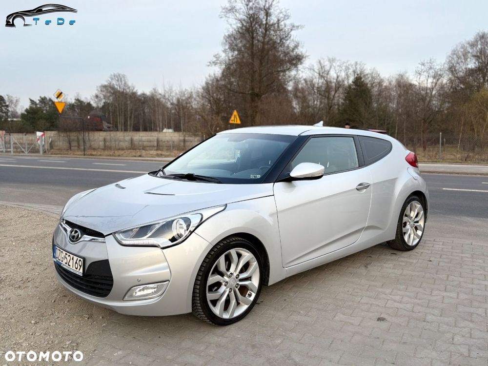 Hyundai Veloster 1.6 DCT Premium - 8
