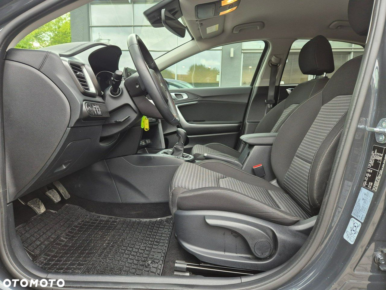 Kia XCeed - 14