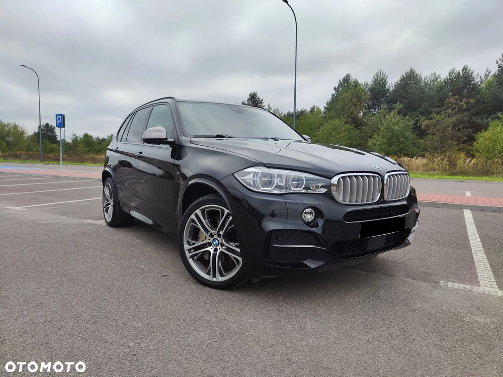 BMW X5 M M50d Sport-Aut - 2
