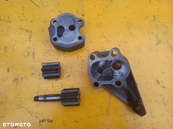 Pompa oleju silnika R502687 John Deere 6230 Premium - 1