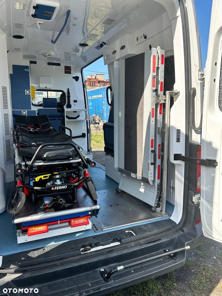 Volkswagen Crafter - 33