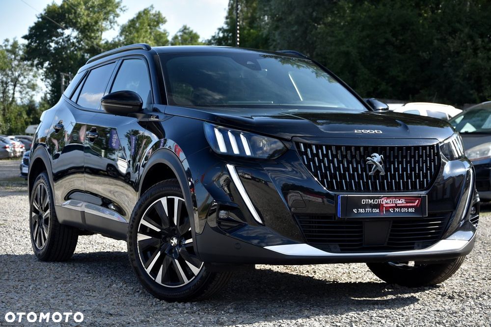 Peugeot 2008 PureTech 130 EAT8 GT - 17