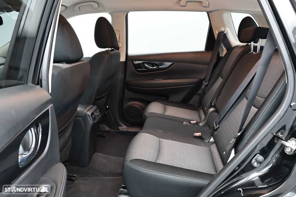 Nissan X-Trail 1.3 DIG-T N-Connecta DCT - 25