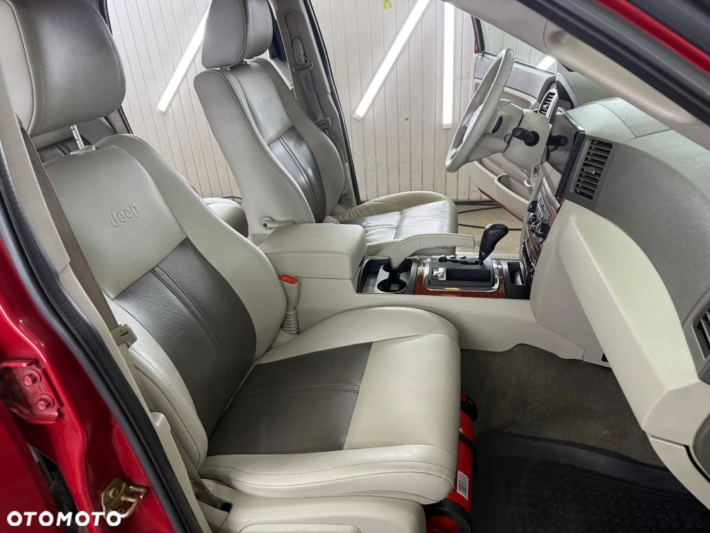 Jeep Grand Cherokee 5.7 V8 Limited - 17