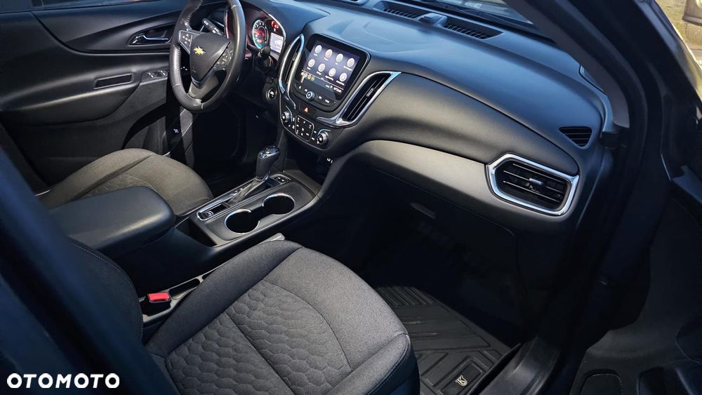 Chevrolet Equinox - 24