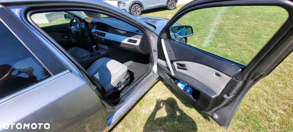 BMW Seria 5 - 11